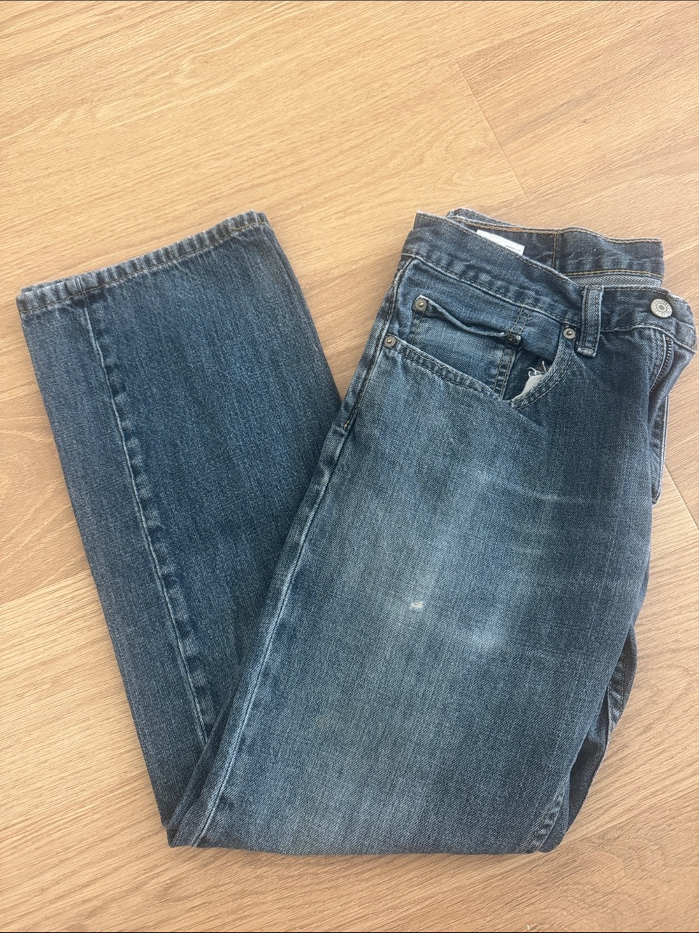 Classic Straight-Leg Blue Denim Jeans 559 32x32